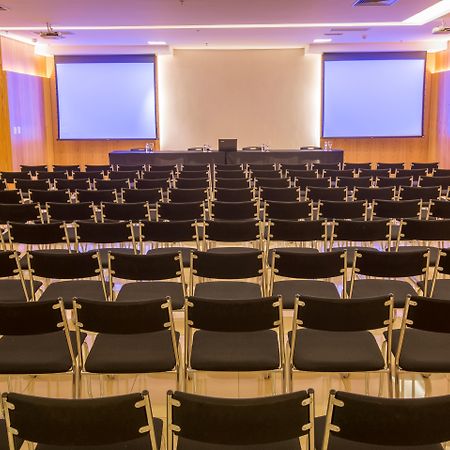Cullinan Hplus Premium Бразилия Екстериор снимка Auditorium