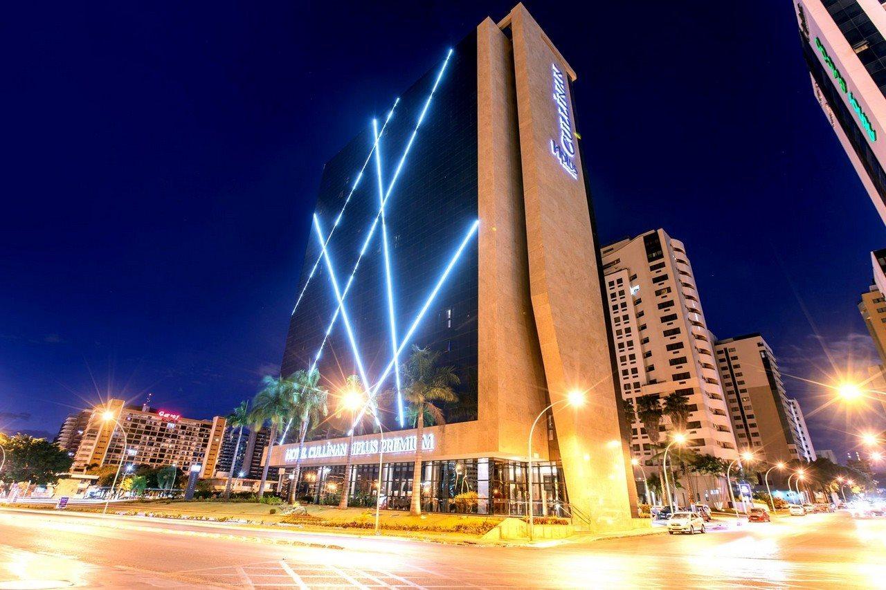 Cullinan Hplus Premium Бразилия Екстериор снимка The hotel at night