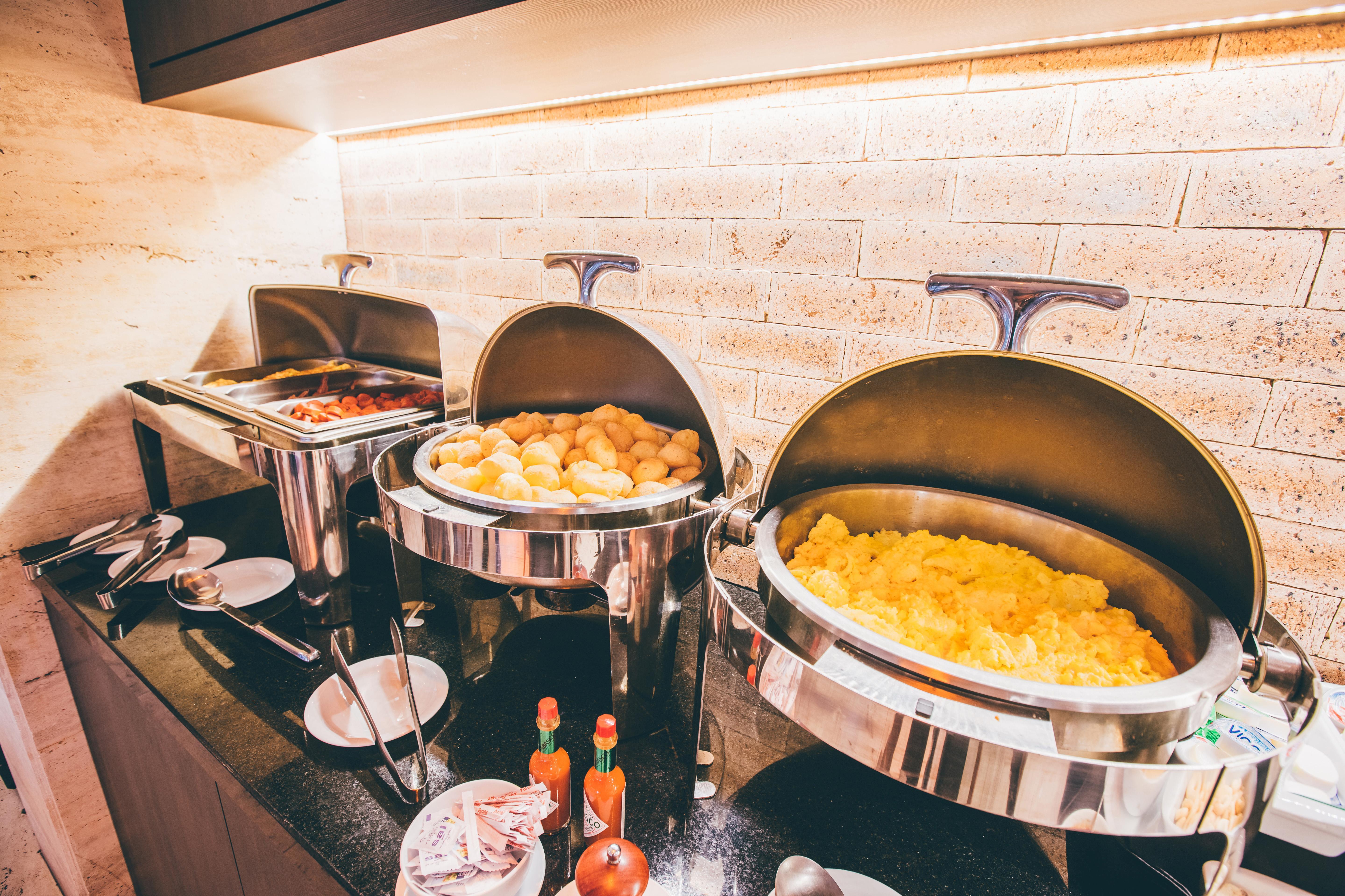 Cullinan Hplus Premium Бразилия Екстериор снимка Chafing dishes