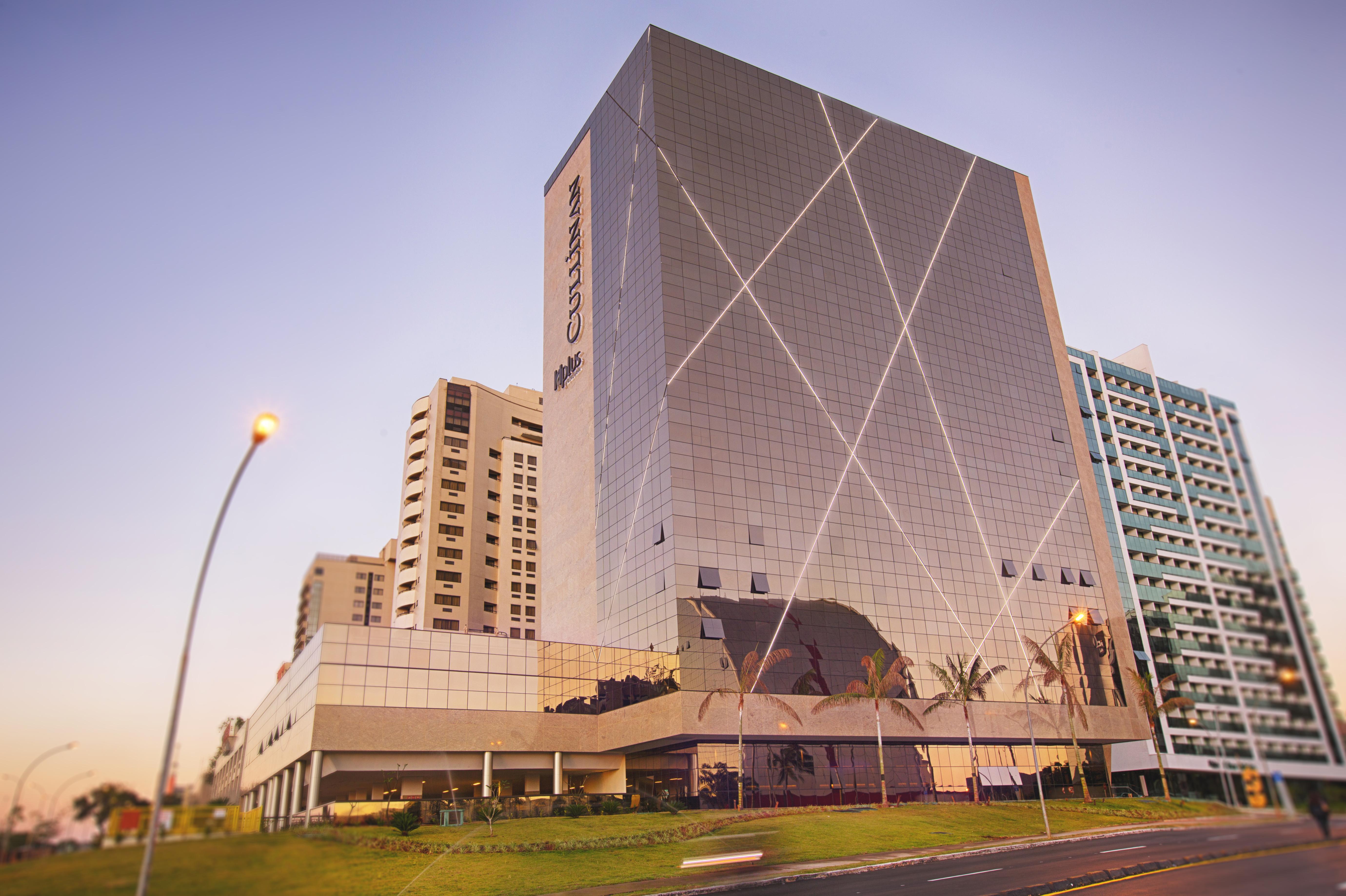 Cullinan Hplus Premium Бразилия Екстериор снимка The Standard Bank Centre, Sandton, Johannesburg